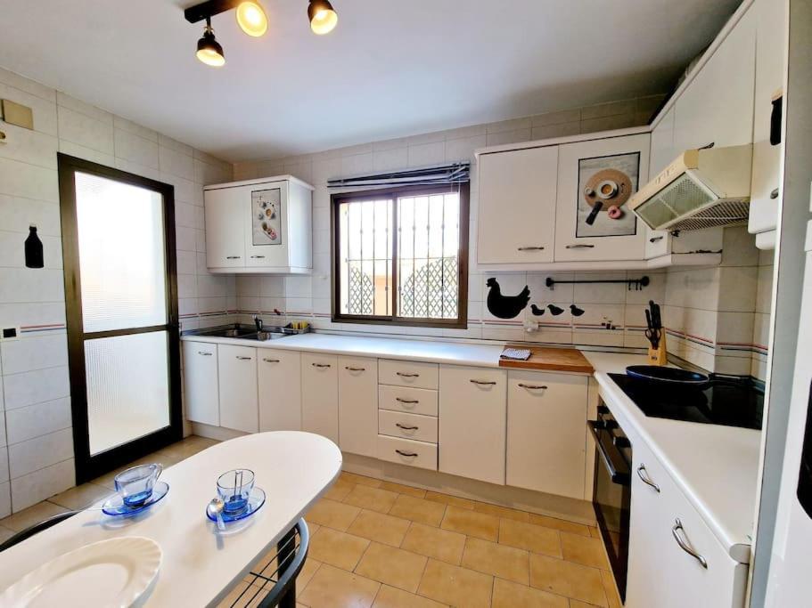 Semi-detached House In Butiplaya Appartamento